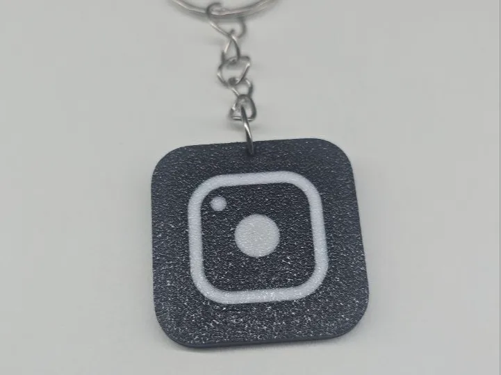 portachiave logo iinstagram keychain