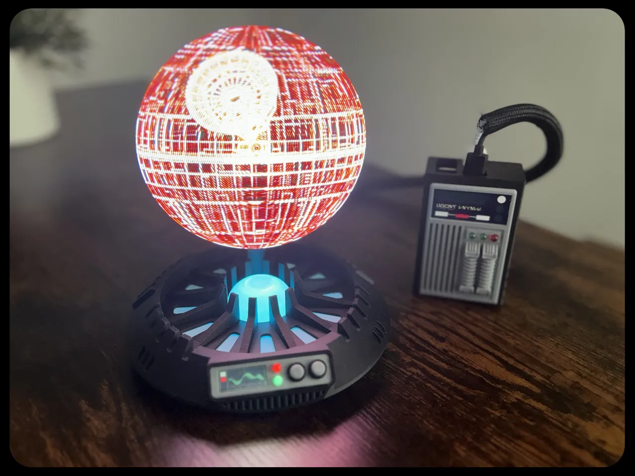 Star Wars Hologram Fan Emitter view 2