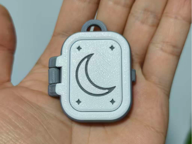 Miniatura 1 do modelo 3D 日月可鉴口袋相框