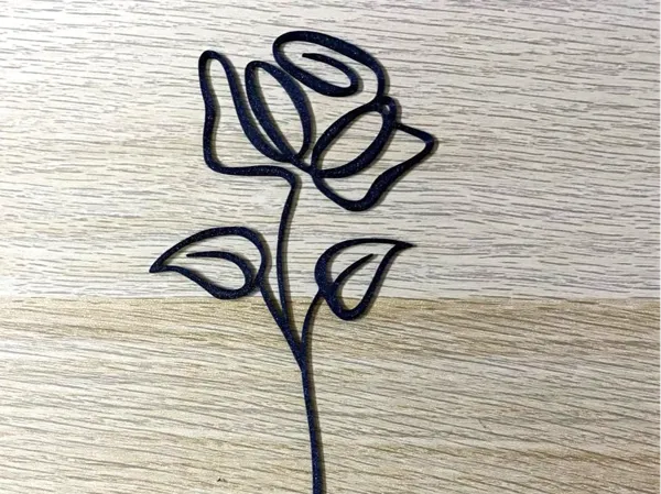 Rose minimaliste décorative
