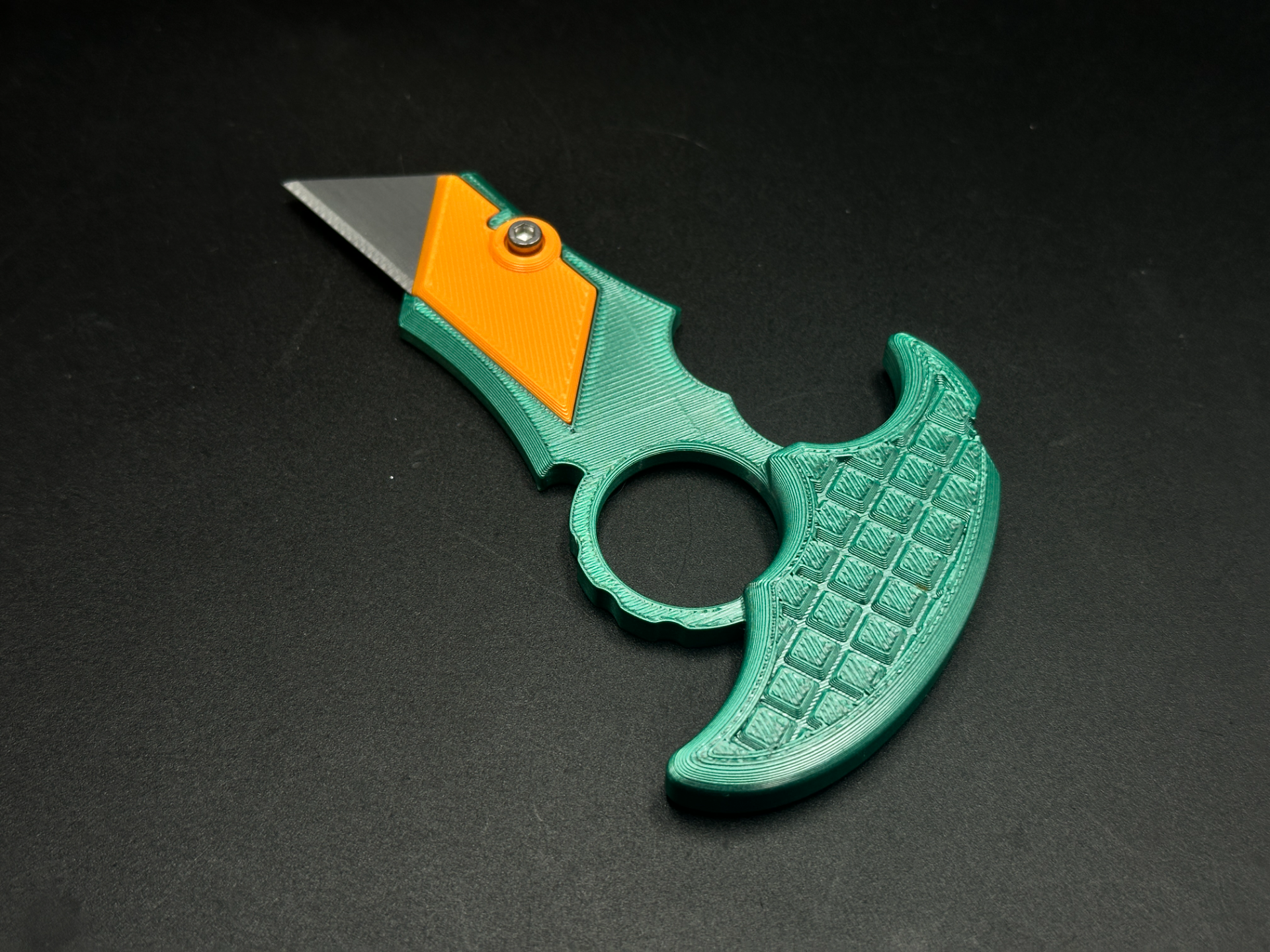 Push Dagger (Utility Blade Edition)