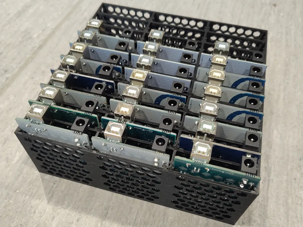 Arduino Uno storage rack by samuli.kiviniemii MakerWorld: Download Free ...