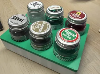 Zero Paint jar holder