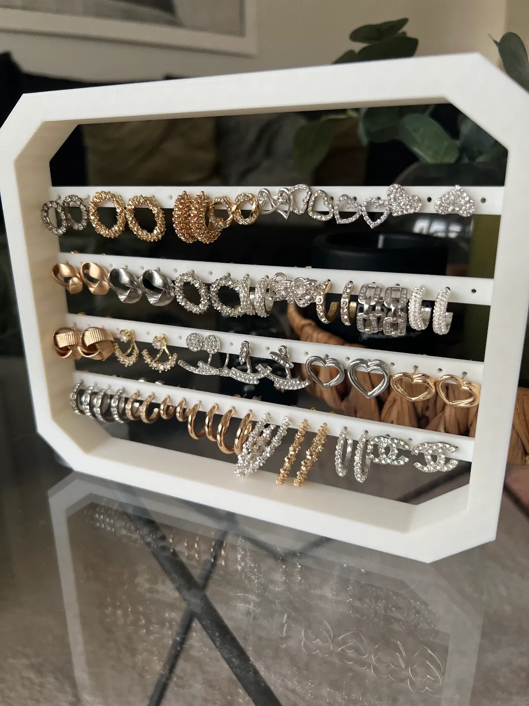 Earring holder view 3