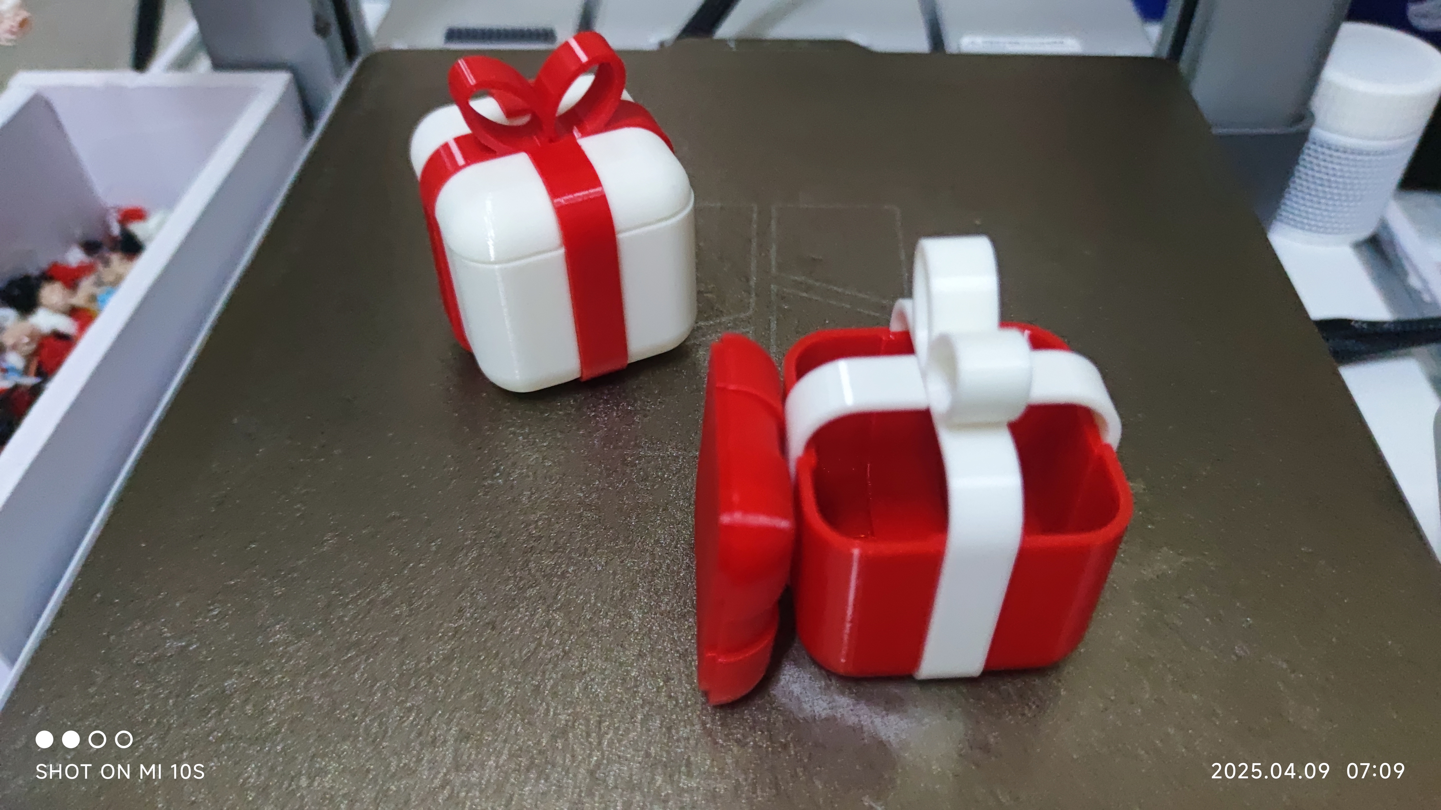 Miniatura 1 do modelo 3D 礼物盒子