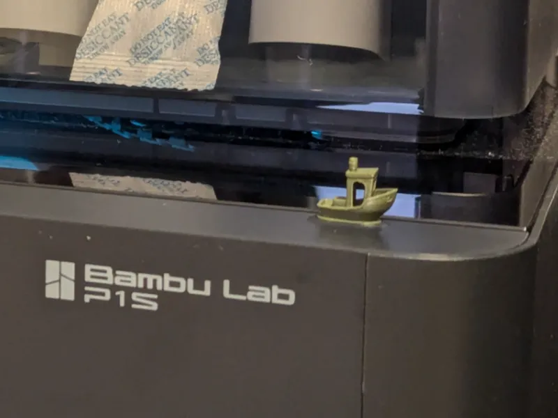 P1S plug with benchy