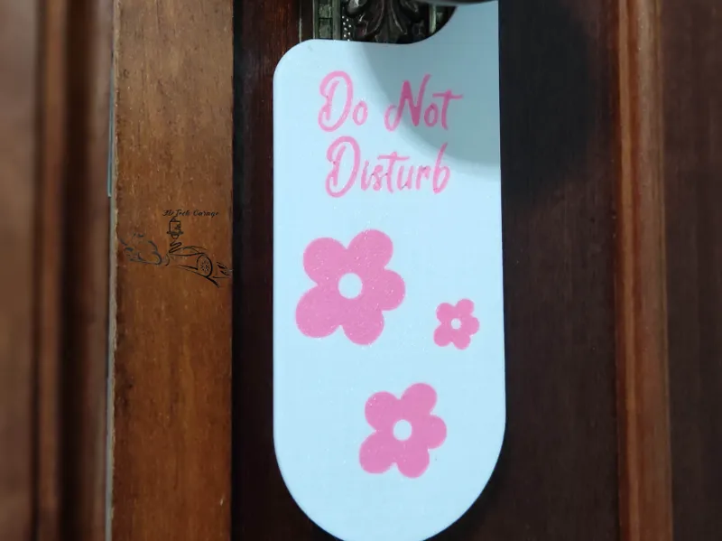 Do Not Disturb Door Sign - Flowers