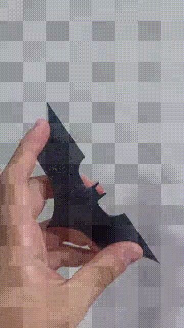 Throwable Flexible Batarang