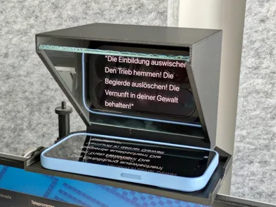 Smartphone Teleprompter for Logitech Brio