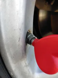 Bouchon de valve en forme de cœur — photo 4