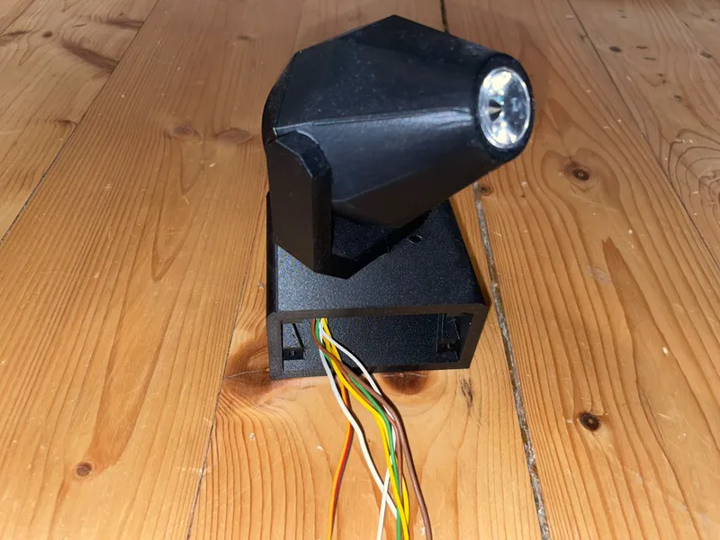 Moving head light