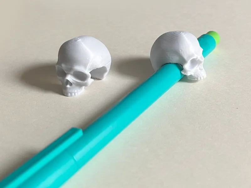 CRÂNE DE STYLO