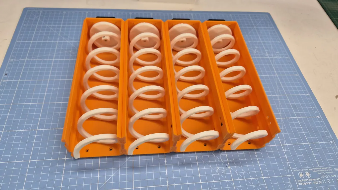 Full-Size Modular Vending Machine view 4