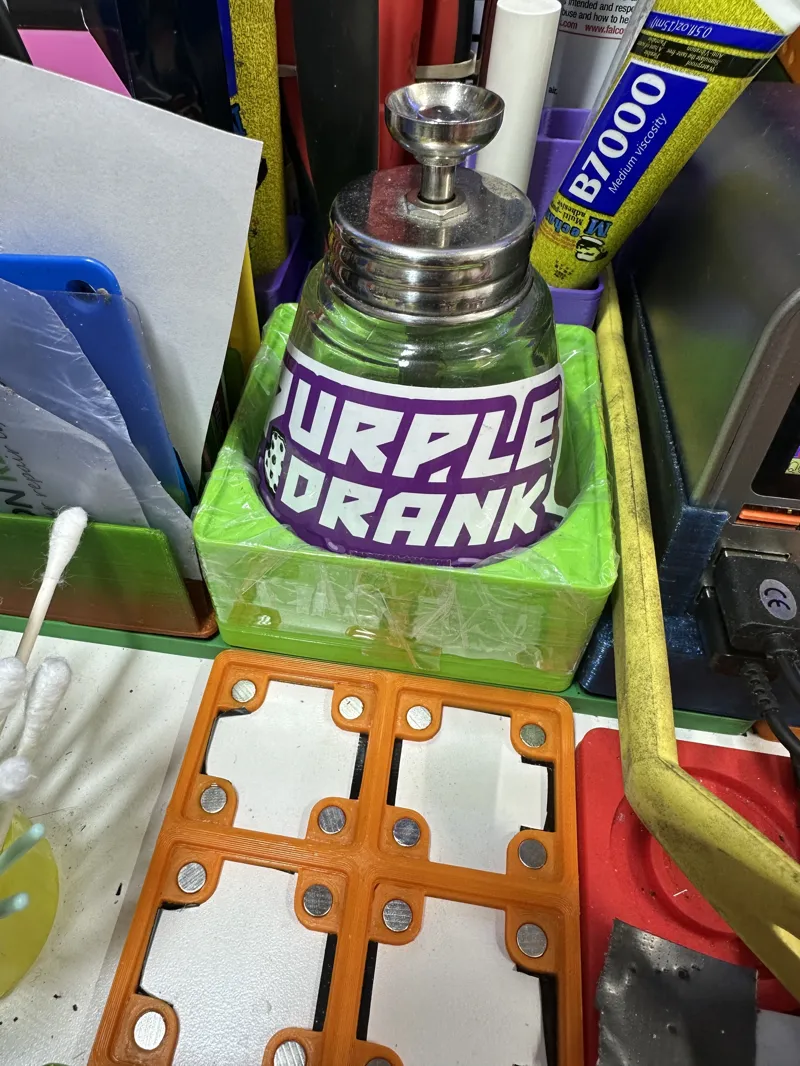 Gridfinity 81mm Alchohol Dispenser Holder
