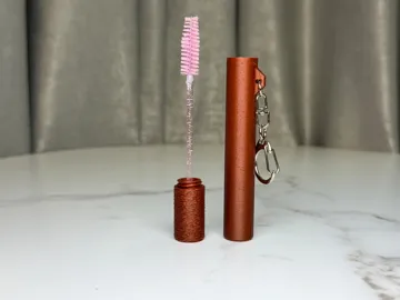 Llavero: Lash & Brow Brush Holder – Travel Case & Keychain — vista de referencia 5