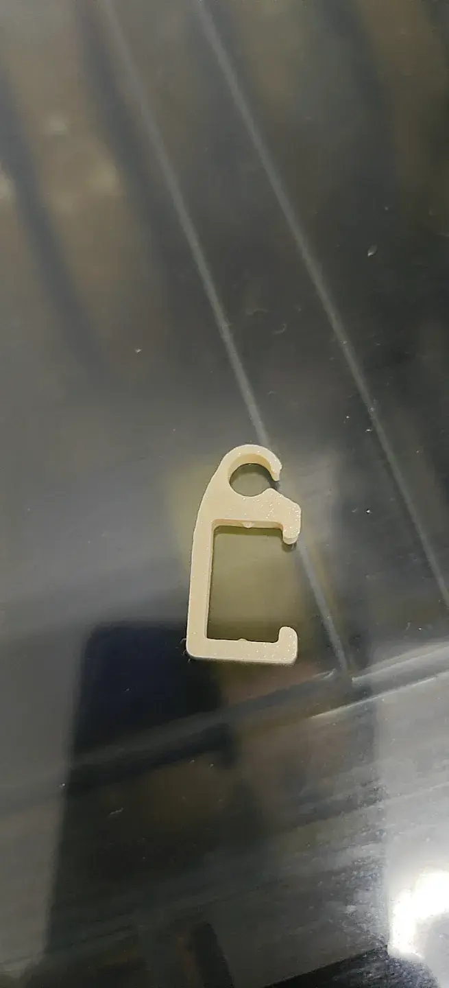 Miniatura 3 do modelo 3D 拖链上方导管卡扣
