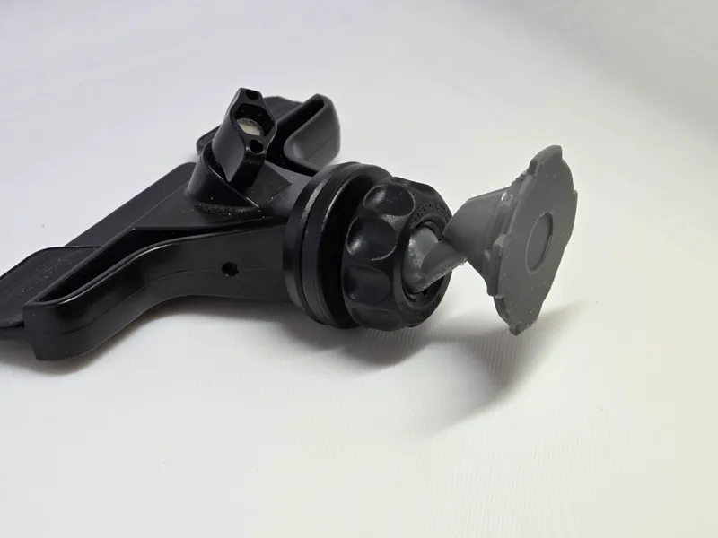 Quad Lock to ball joint (Scosche 15mm) adaptor