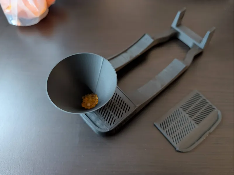 Funnel Lid for Upgraded Spool & Desiccant Holder