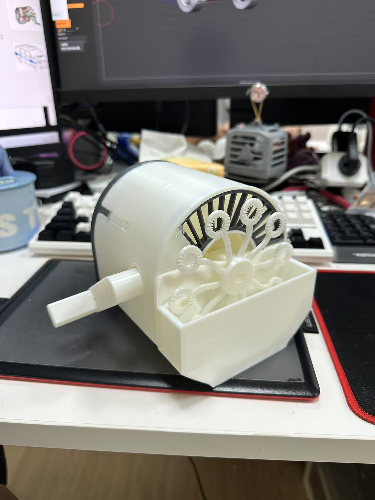 Miniatura 2 do modelo 3D 手摇泡泡机