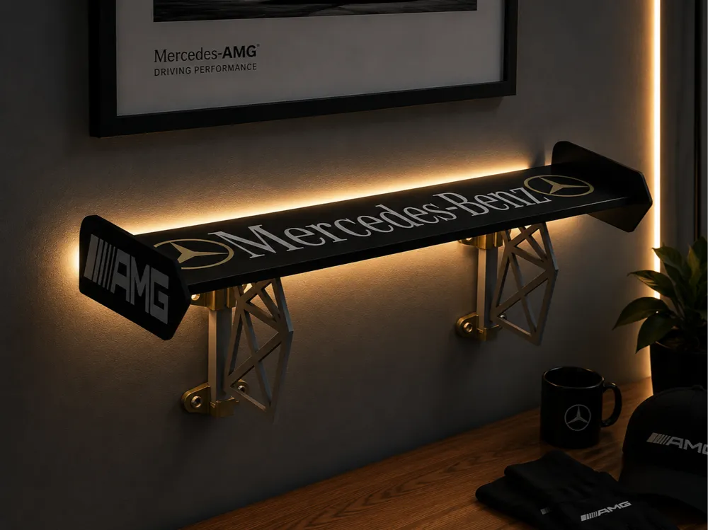 Estante o repisa: MERCEDES AMG Rear Wing Shelf. Referencia del modelo original.