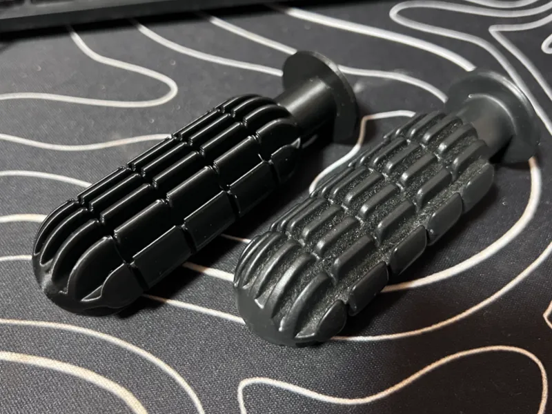 Grip Handle and lid for soccer game table (kicker)