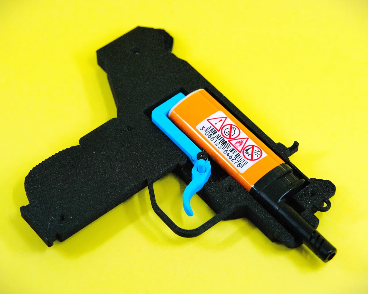 Lighter Uzi view 4