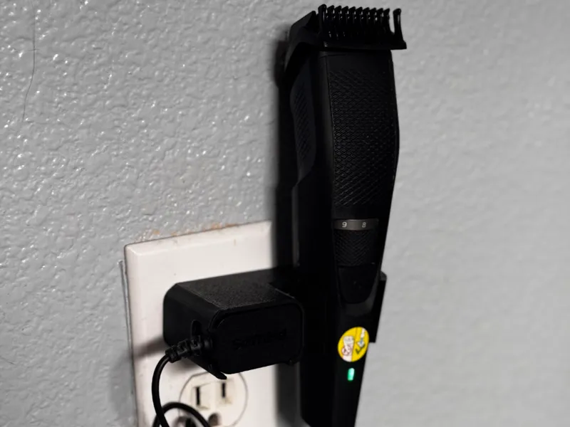 Philips Norelco Trimmer Plug Mount