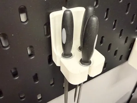 Needle file hanger for IKEA Skadis pegboard