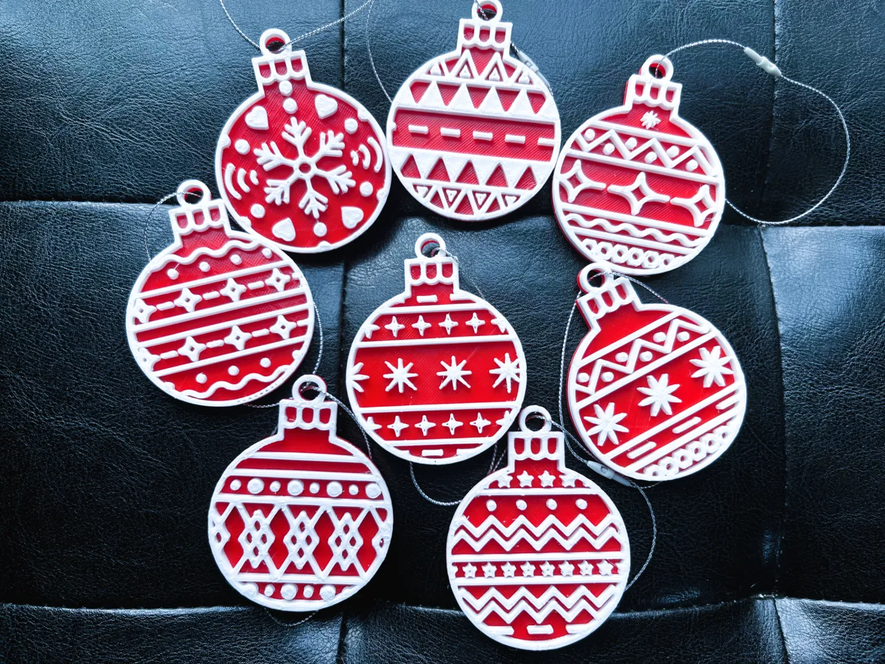Christmas Tree Ornaments / Baubles decorations view 4