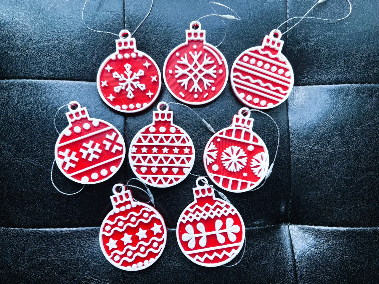 Christmas Tree Ornaments / Baubles decorations view 3
