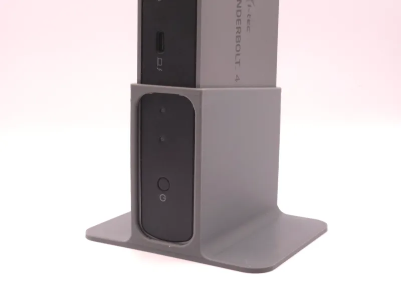 Thunderbolt Dock Stand