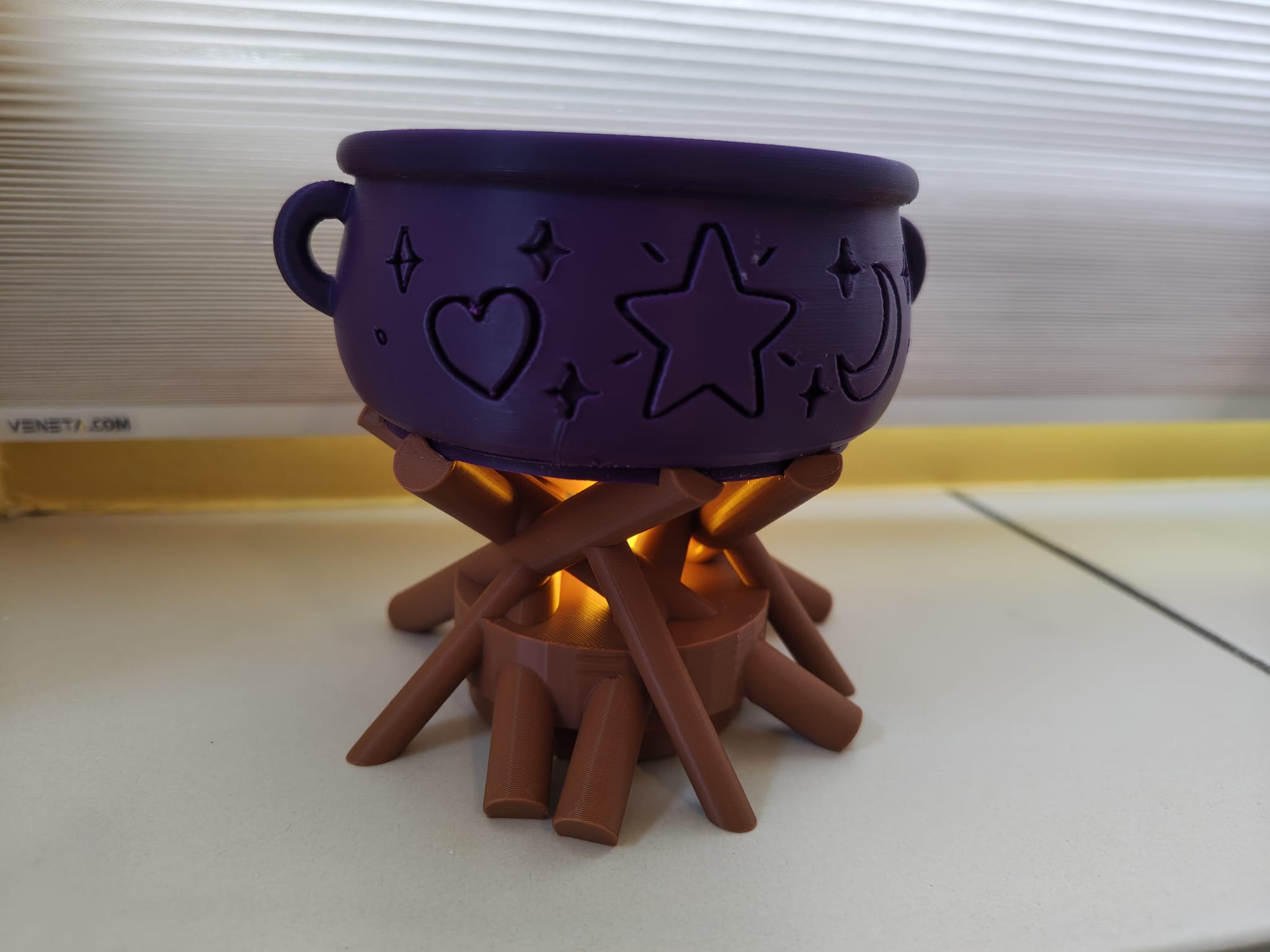 Tealight Fire for Cauldron Sprout Potion Playset - 1