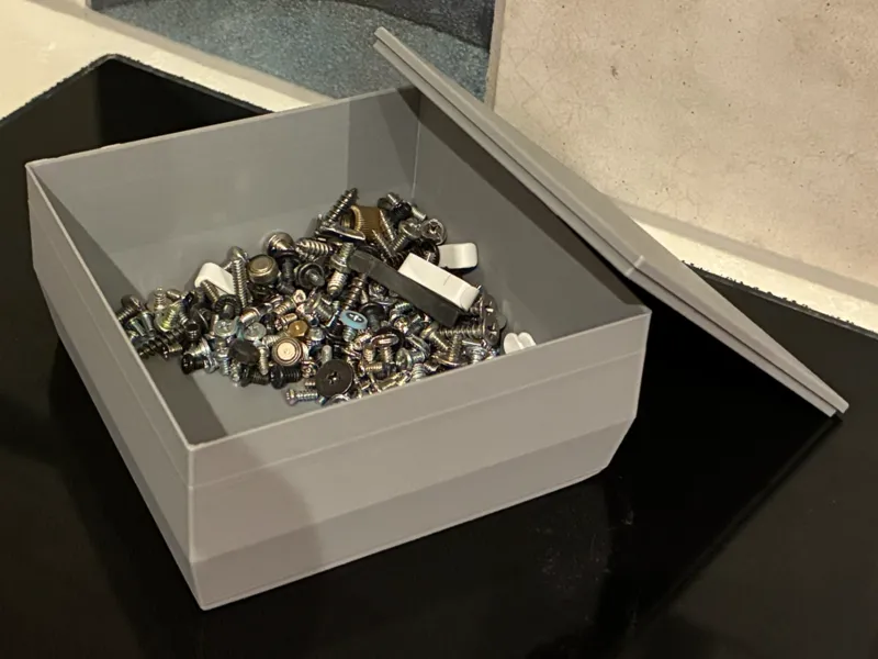 Simple Square Storage Container with Lid