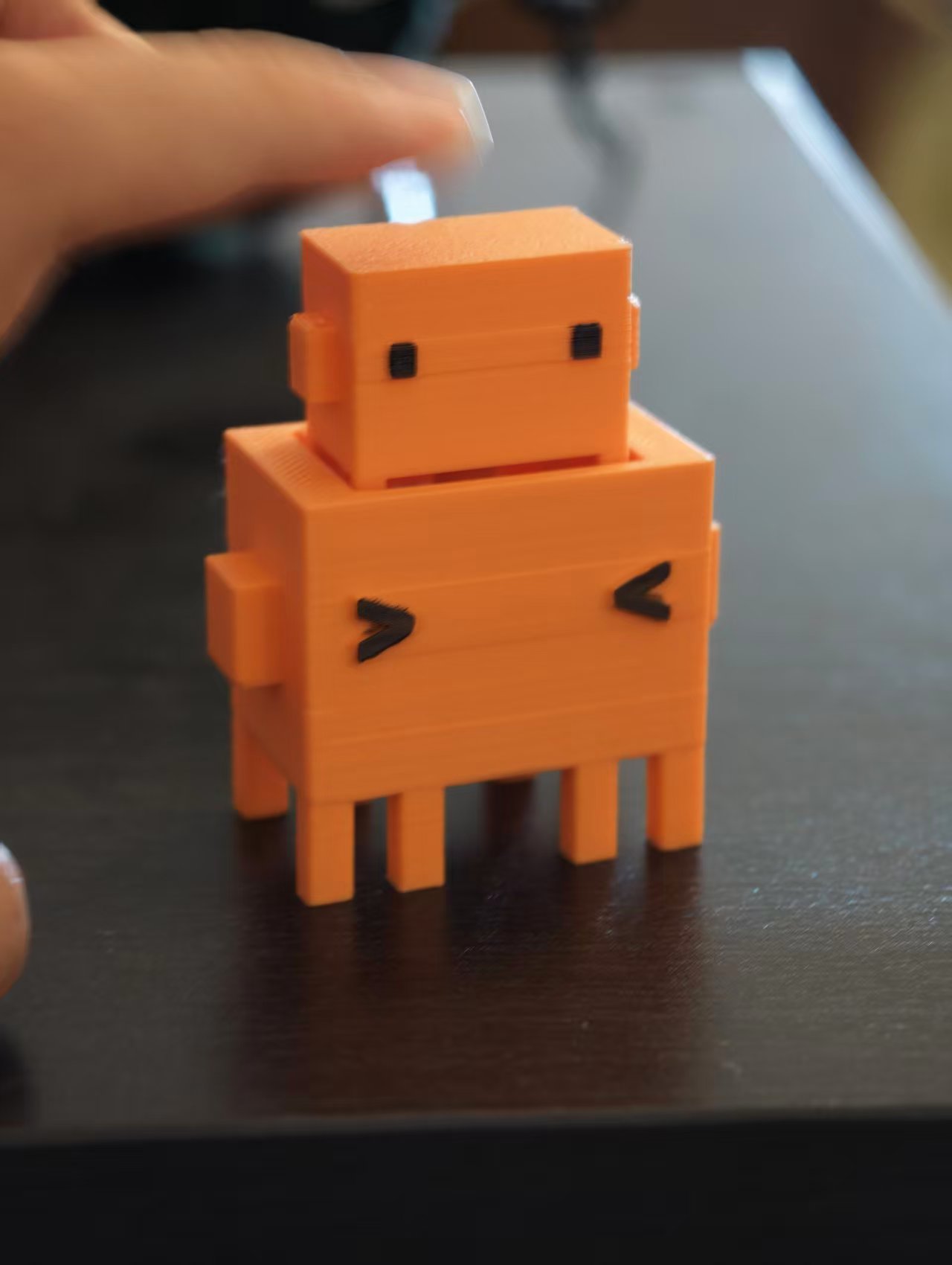 Miniatura 2 do modelo 3D claude code 小螃蟹解压玩具按键器 coding好伙伴