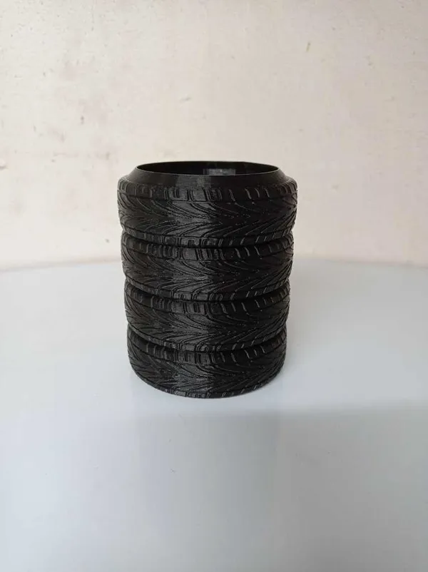 Porte-canette pneus empilés 33 cl