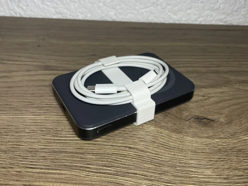 Anker MagGo 10k Slim Cable Clip