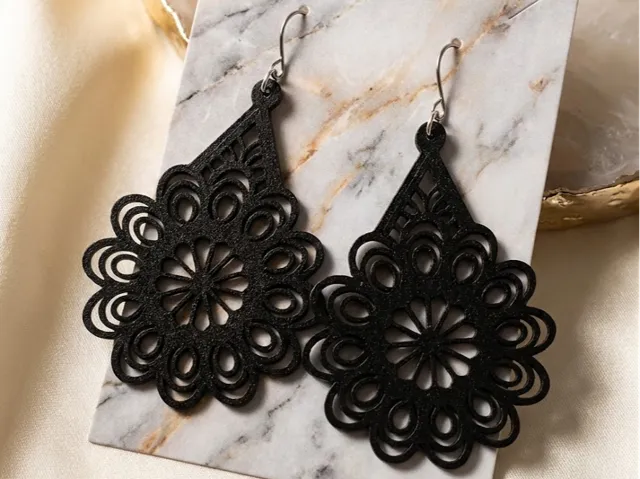 Boucles oreilles b06