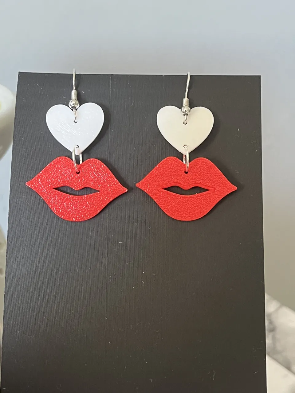 heart and lips earrings view 2