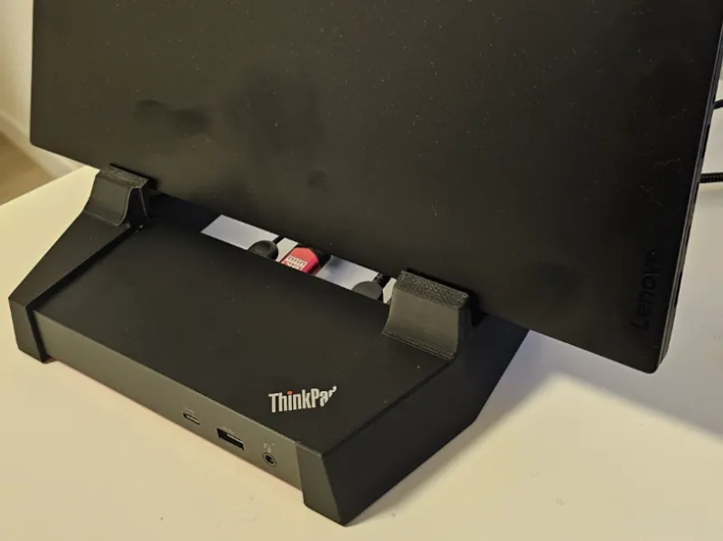Lenovo Thinkpad E16 + Universal USB-C Dock Stand