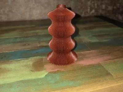 Stellar Wave Vase – Sculptural Vase
