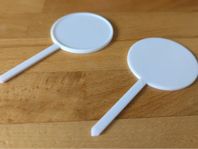 Small rounded blank muffin topper