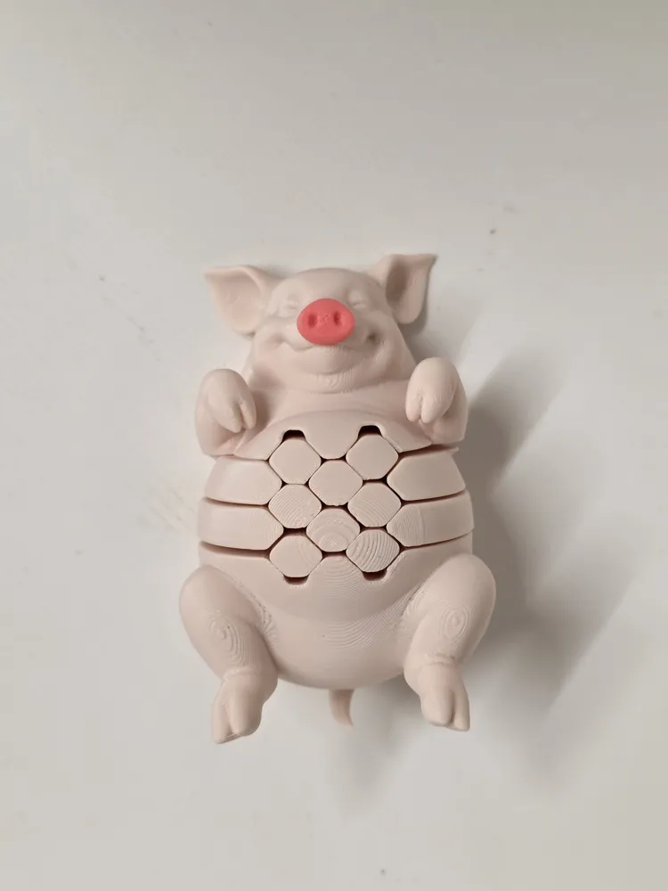 Flexi Pig - Free 3D Print Model - MakerWorld