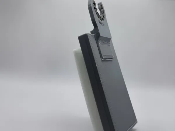 Embout nettoyant pour outil oscillant