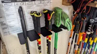 Holder for 1 ski pole