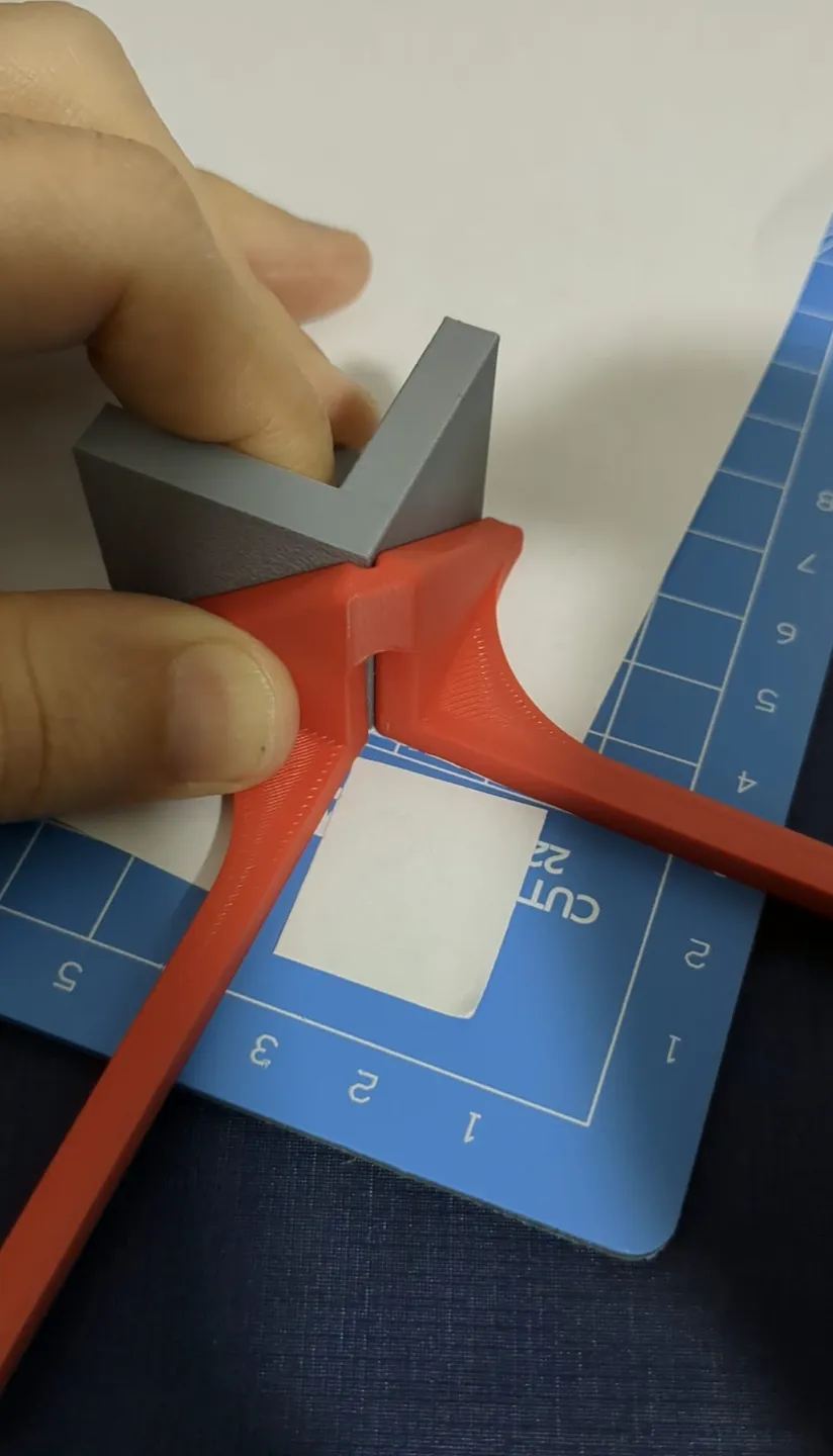 Cardboad Jig Jig for Cardboard or French lining technique by cassiolandim - MakerWorld