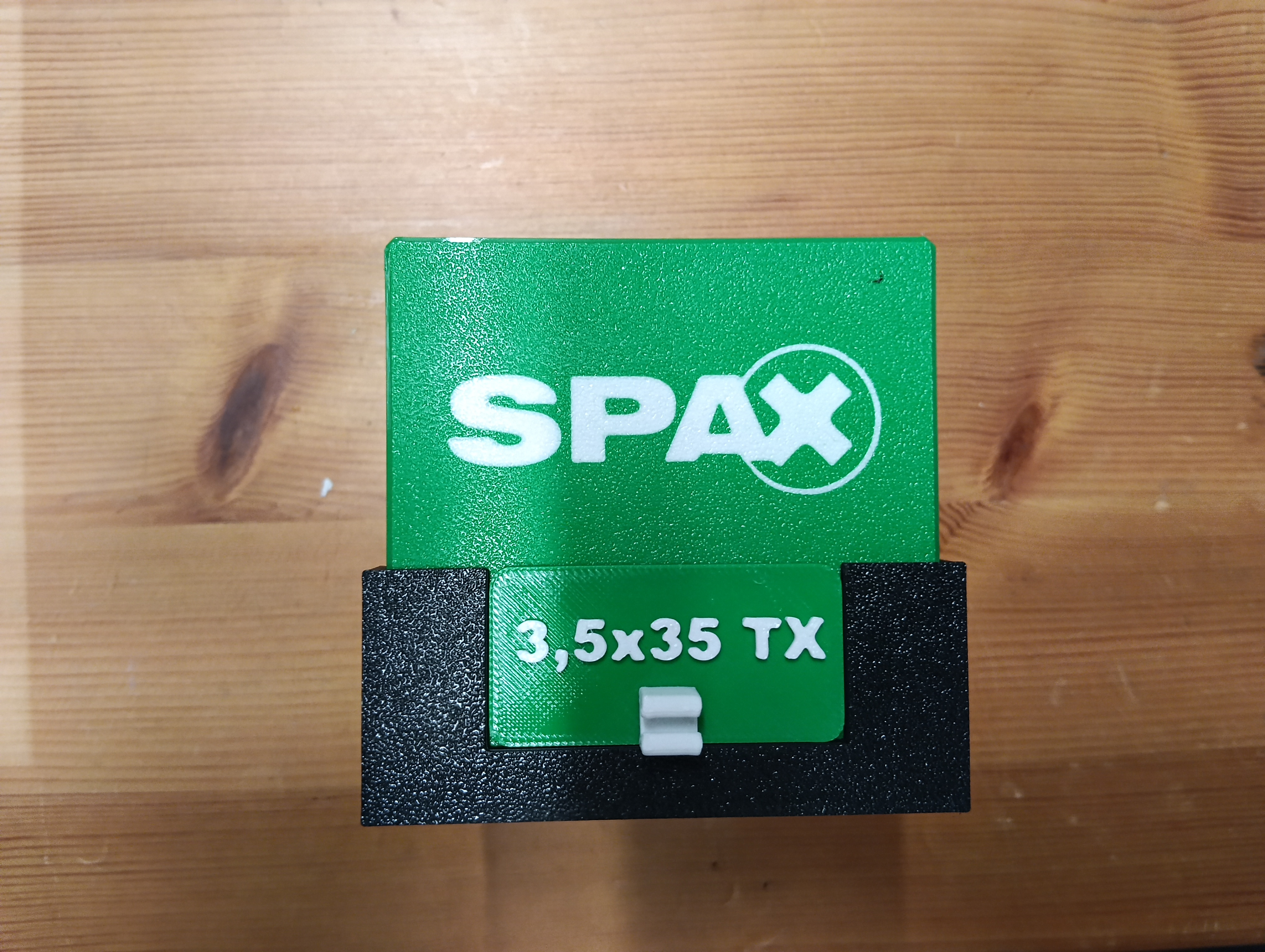 Miniatura 3 do modelo 3D Maker Screwbox