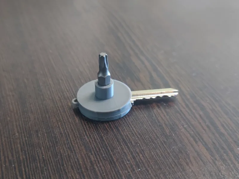 Bit driver keycover
