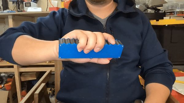 https://makerworld.bblmw.com/makerworld/model/USb57887b368c305/design/2024-09-07_b58cc9c90f506.gif