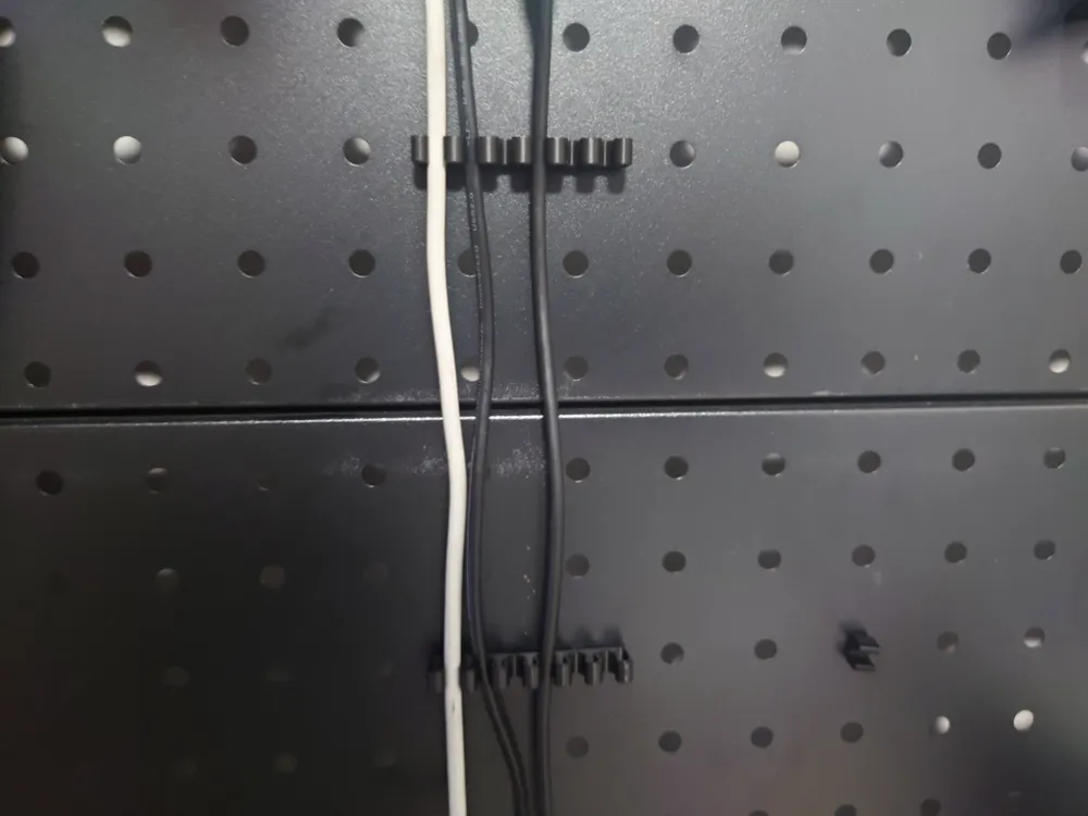 Cable Organizer (for Pegboard with Round Holes) by i LPuPL - MakerWorld