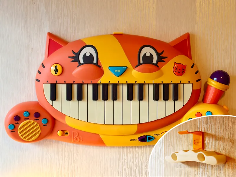 Meowsic cat piano wall mount